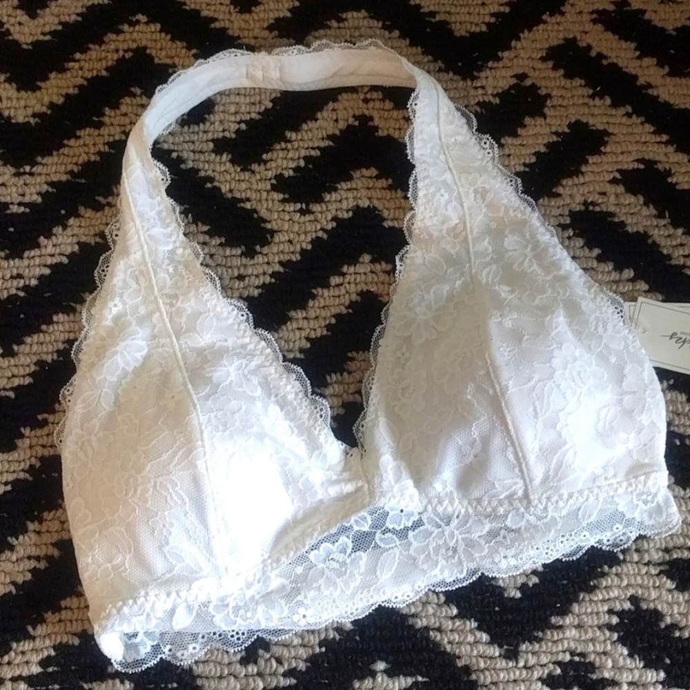 Gilly Hicks white halter neck bra...No tag
